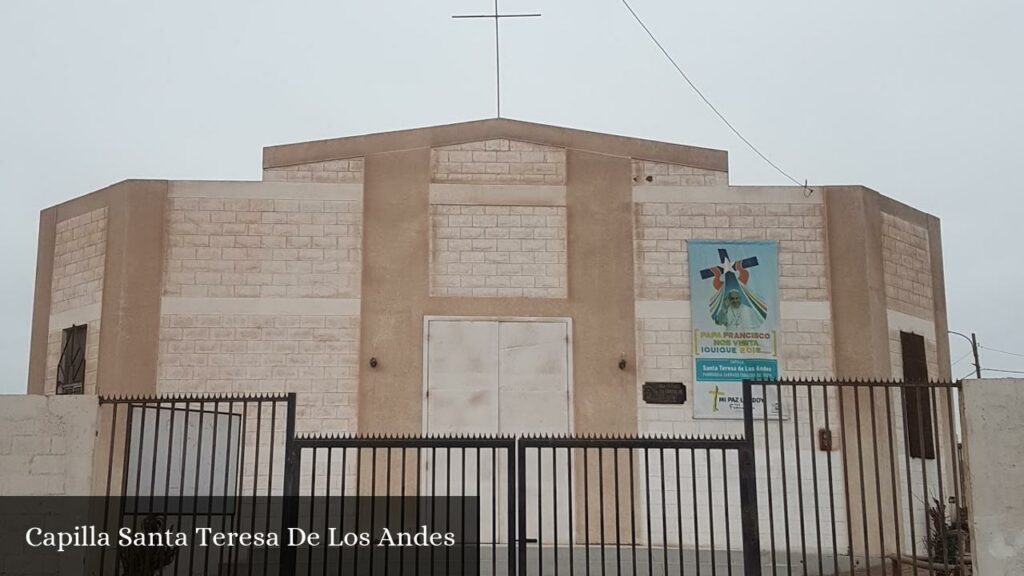 Capilla Santa Teresa de Los Andes - Alto Hospicio (Tarapacá)