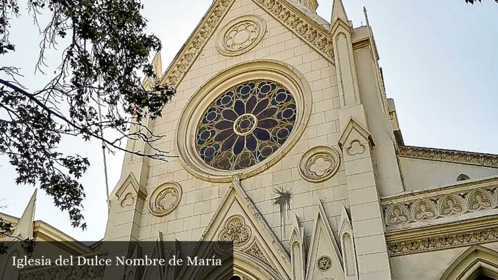 Iglesia Del Dulce Nombre de María - Santiago (Región de Santiago)