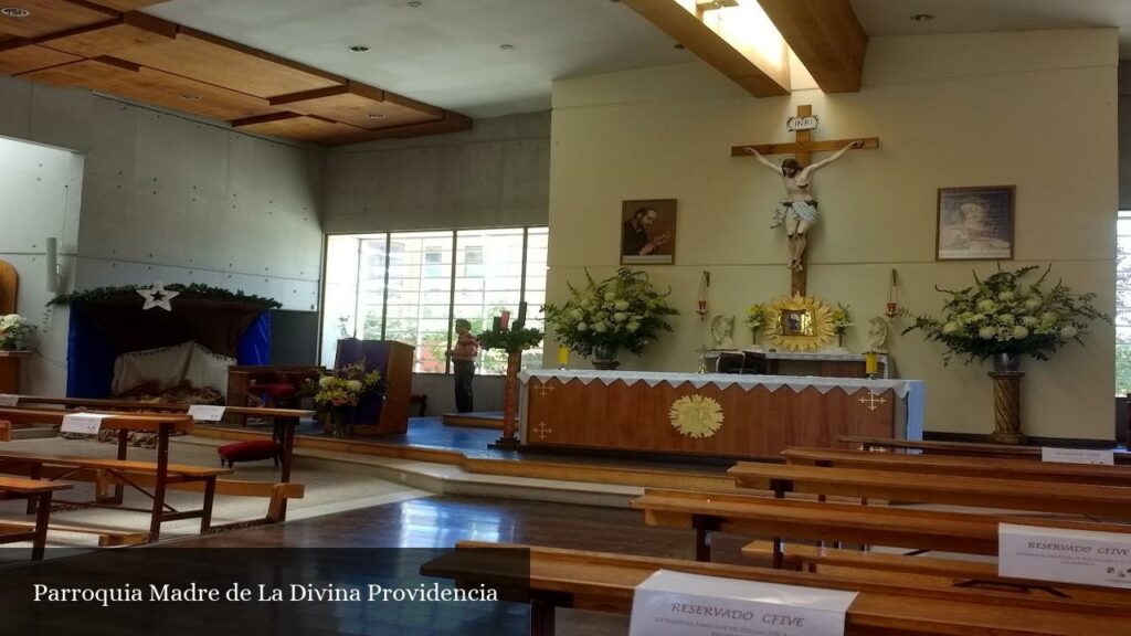 Parroquia Madre de la Divina Providencia - Puente Alto (Región de Santiago)