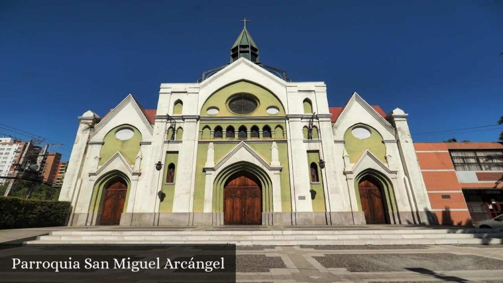 Parroquia San Miguel Arcángel - San Miguel (Región de Santiago)